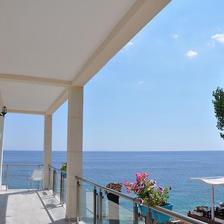 Guesthouse Riviera "Xh&M" Dhërmi Extérieur photo