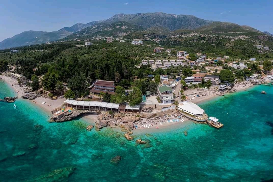 Guesthouse Riviera "Xh&M" Dhërmi Extérieur photo